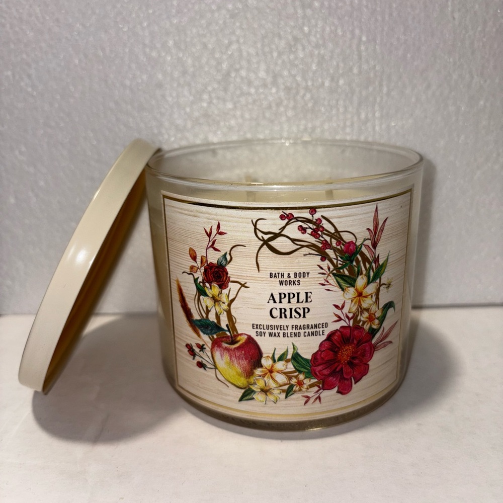 Bath & Body Works Apple Crisp Candle